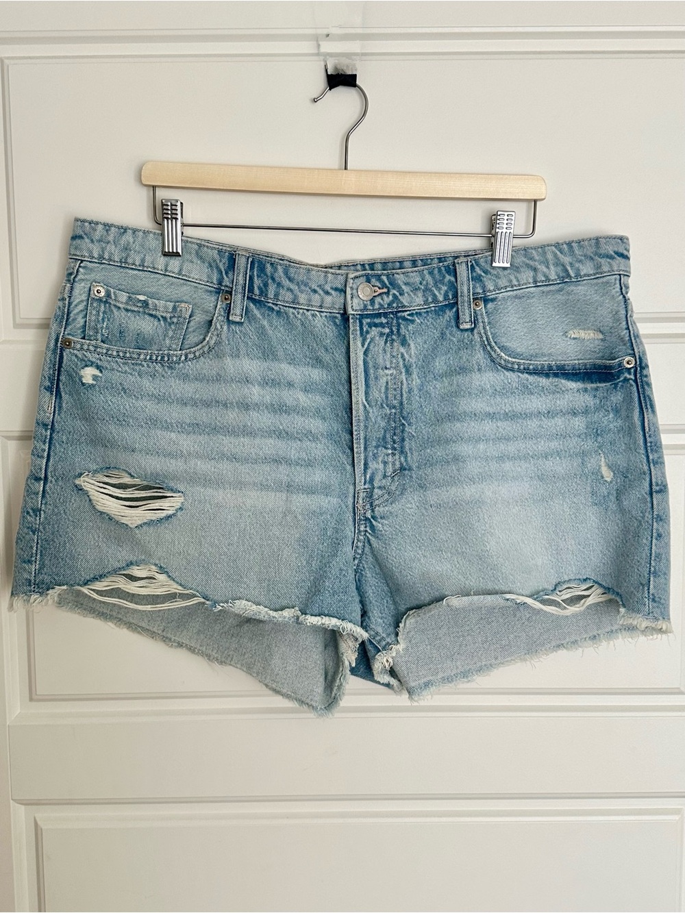 H&M Distressed Cutoff Jean Shorts, Size 16